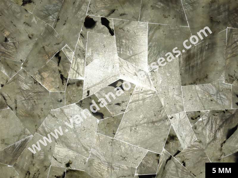 White Labrodorite